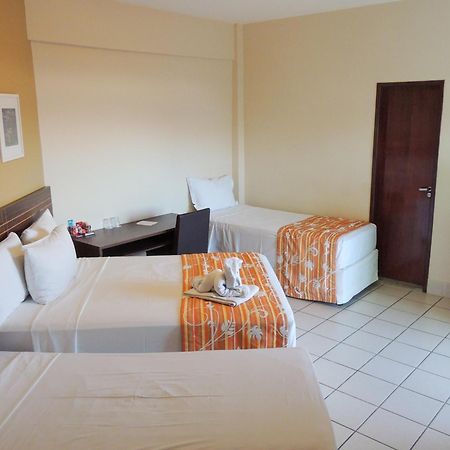 Taua Hotel & Convention Каэте Экстерьер фото
